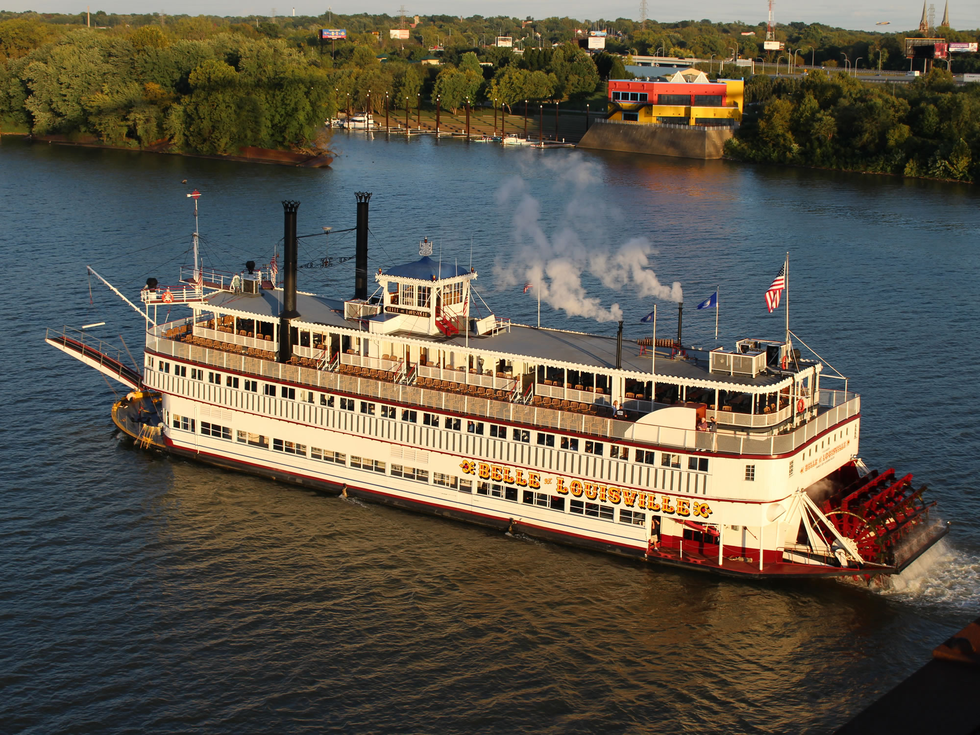 Belle of Louisville - Louisville at See Level