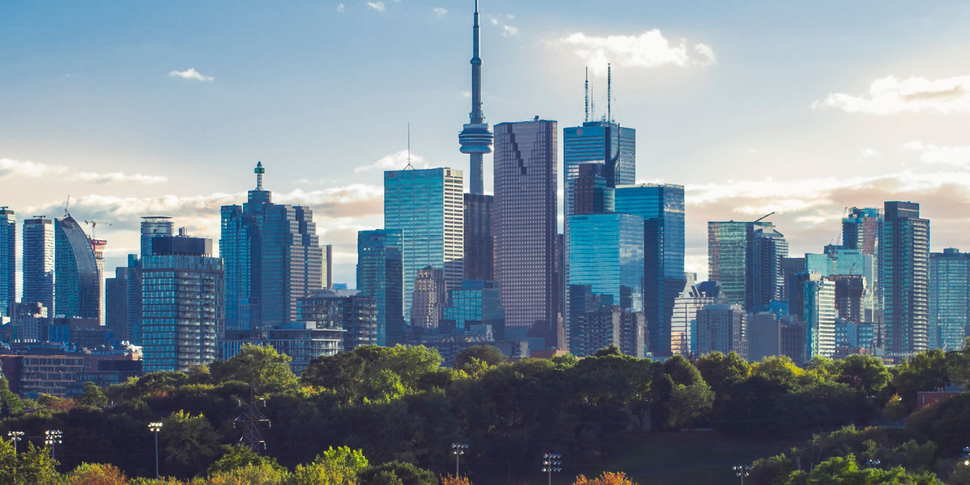 Nestled in the harbour with seamless downtown access, The Westin Harbour Castle Toronto offers you a serene city escape in the centre of it all. Relax at our CAA and AAA Four Diamond hotel, which showcases a wealth of amenities that cater to the modern traveller